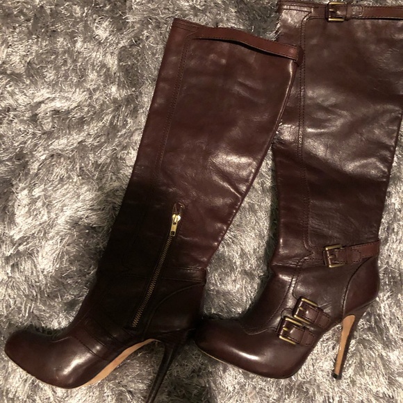 Brown leather high heels Coach boots. - Picture 4 of 4